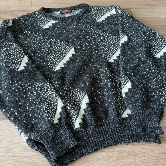 Bachrach Other - Vintage 1980’s Geometric Wool Blend Black White Crewneck Sweater